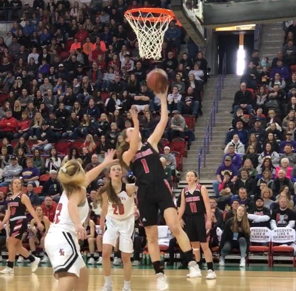 Battle of Undefeateds in Division 5 Girls Basketball Title Game