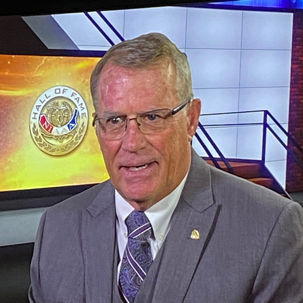 Lindgren Inducted to NIAAA Hall of Fame