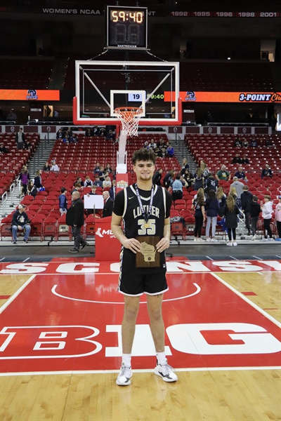 Luther's Logan Bahr Wins Boys 3-Point Competition