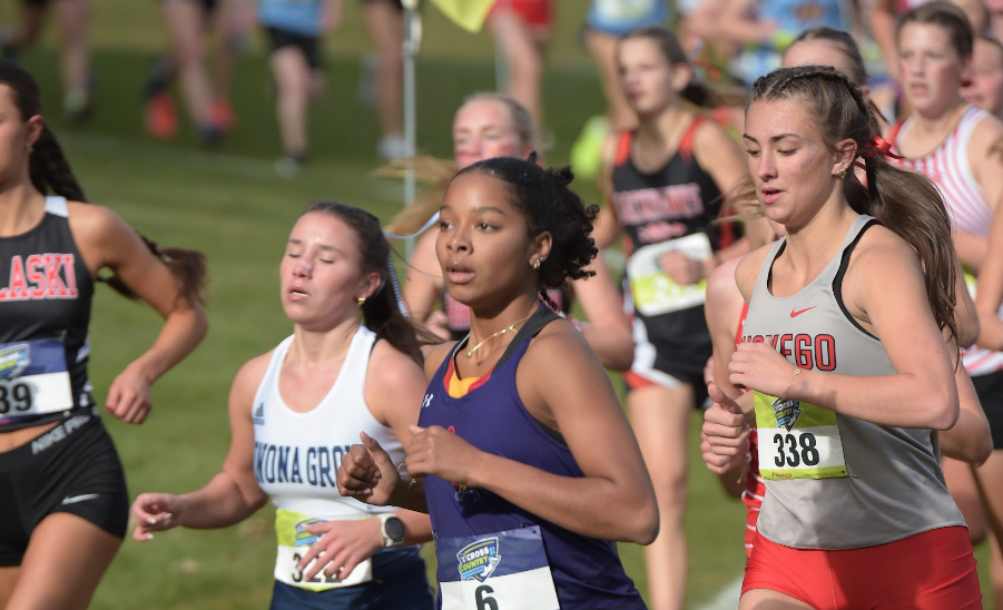girls running cross country